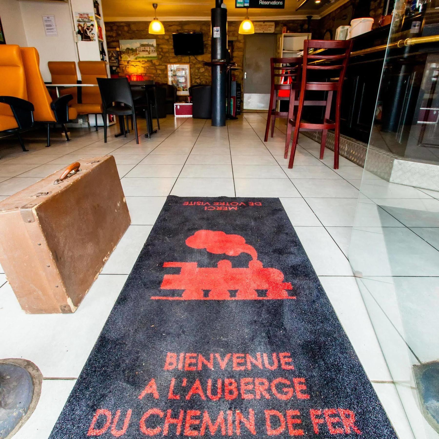 Appartements De L'Auberge Du Chemin De Fer Ланестер Экстерьер фото